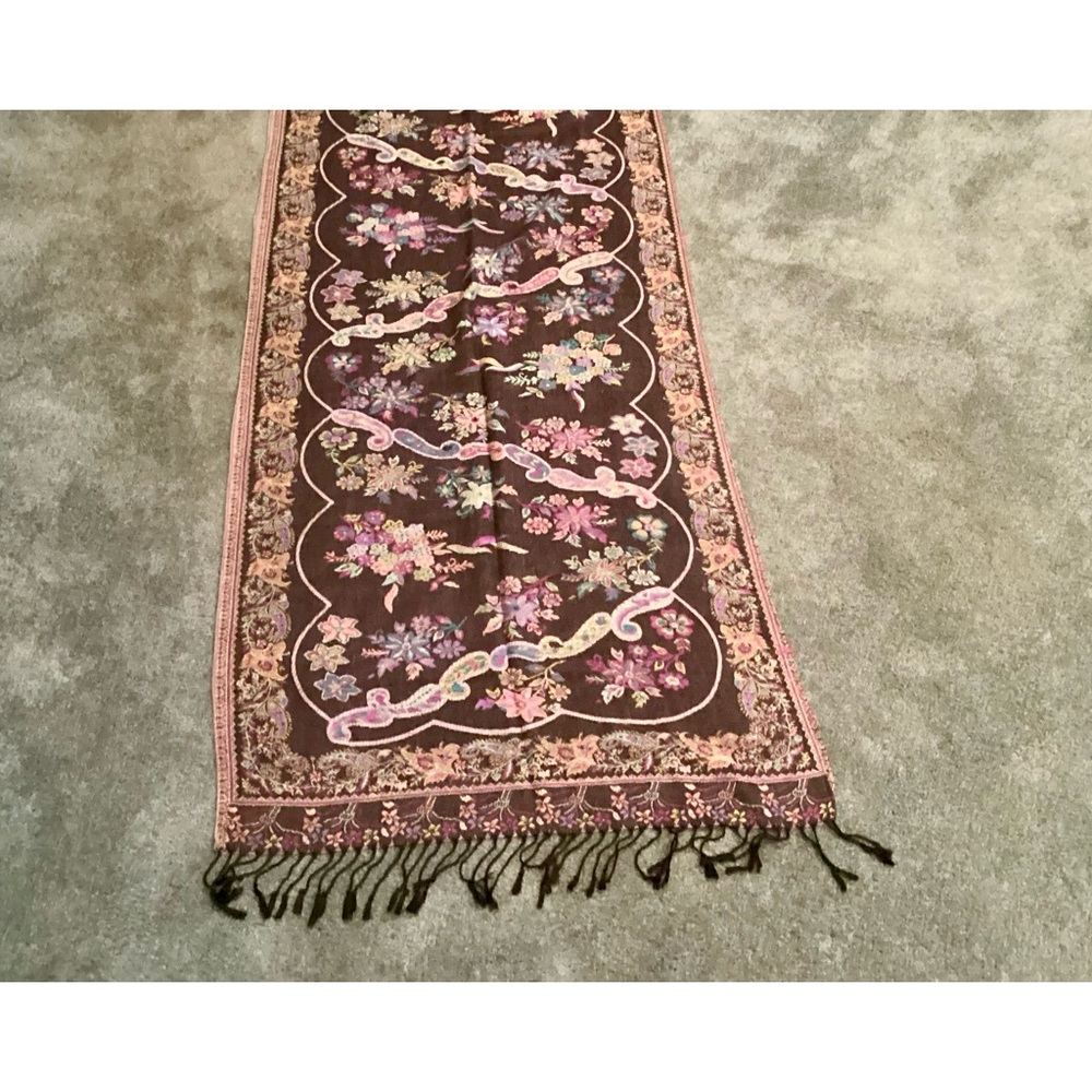 100 percent Cashmere Scarf, beautiful and long